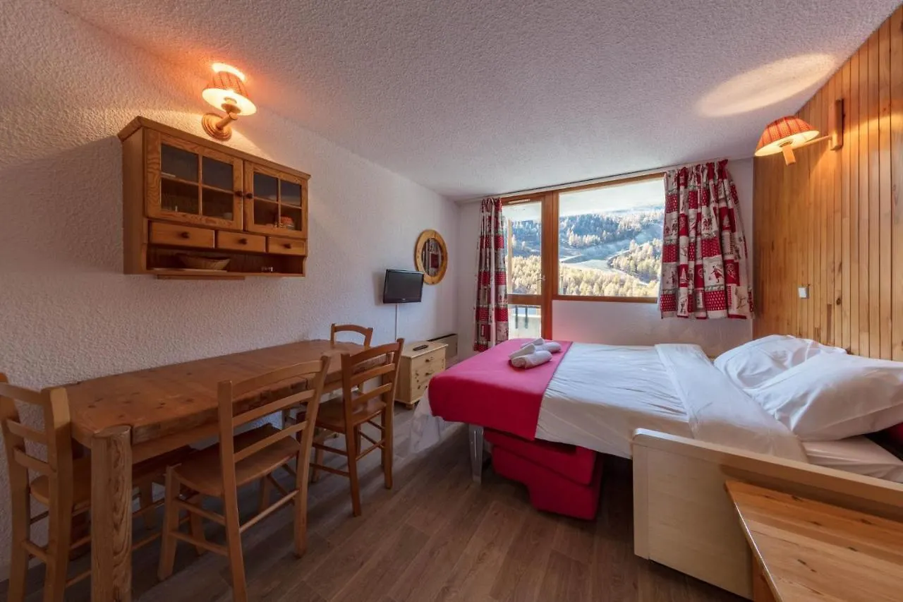 公寓式酒店 Residence Capfun Les Adrets 伊索拉